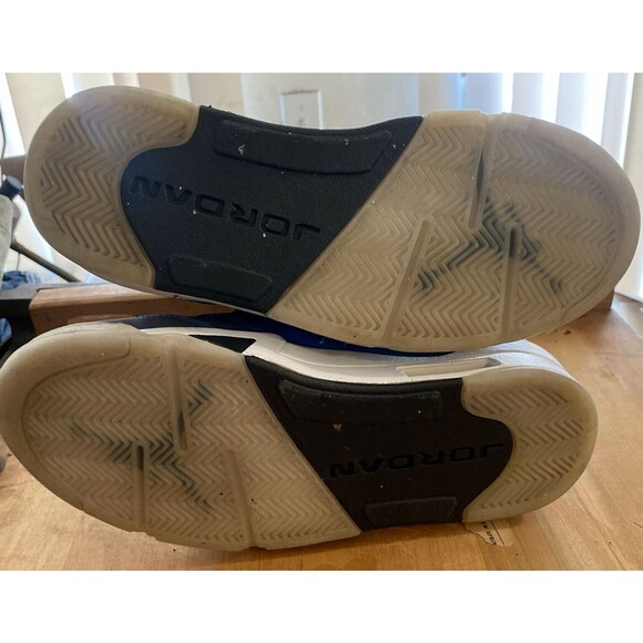 Nike Air Jordan 5 Retro Oil Grey Sneakers Womens Size 8.5 High Top CD2722-001 - Picture 12 of 16